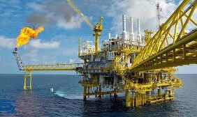 شرکت رتبه ۵ نفت و گاز تاسیسات